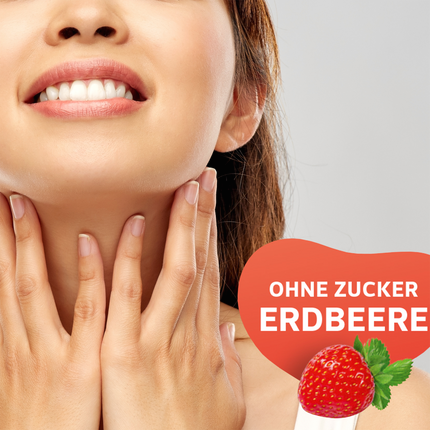 Close up vom Hals einer lächelnden Frau mit Händen rechts und links und Störer mit Schrift und Erdbeere