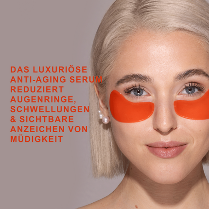 Frau mit YEAUTY Eye Pad Mask Bakuchiol Boost unter den Augen