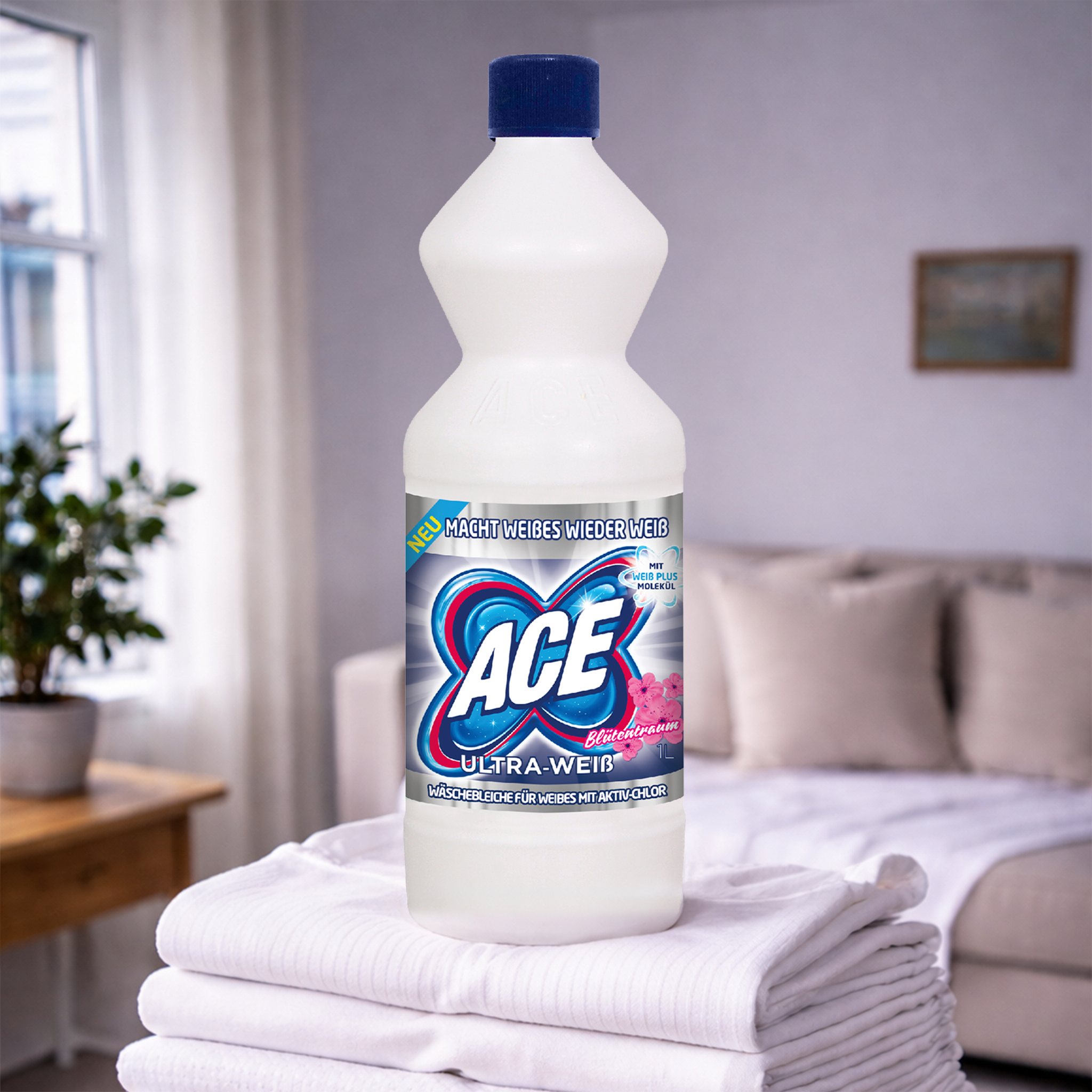 ACE Ultra Weiß auf weißem Wäschestapel