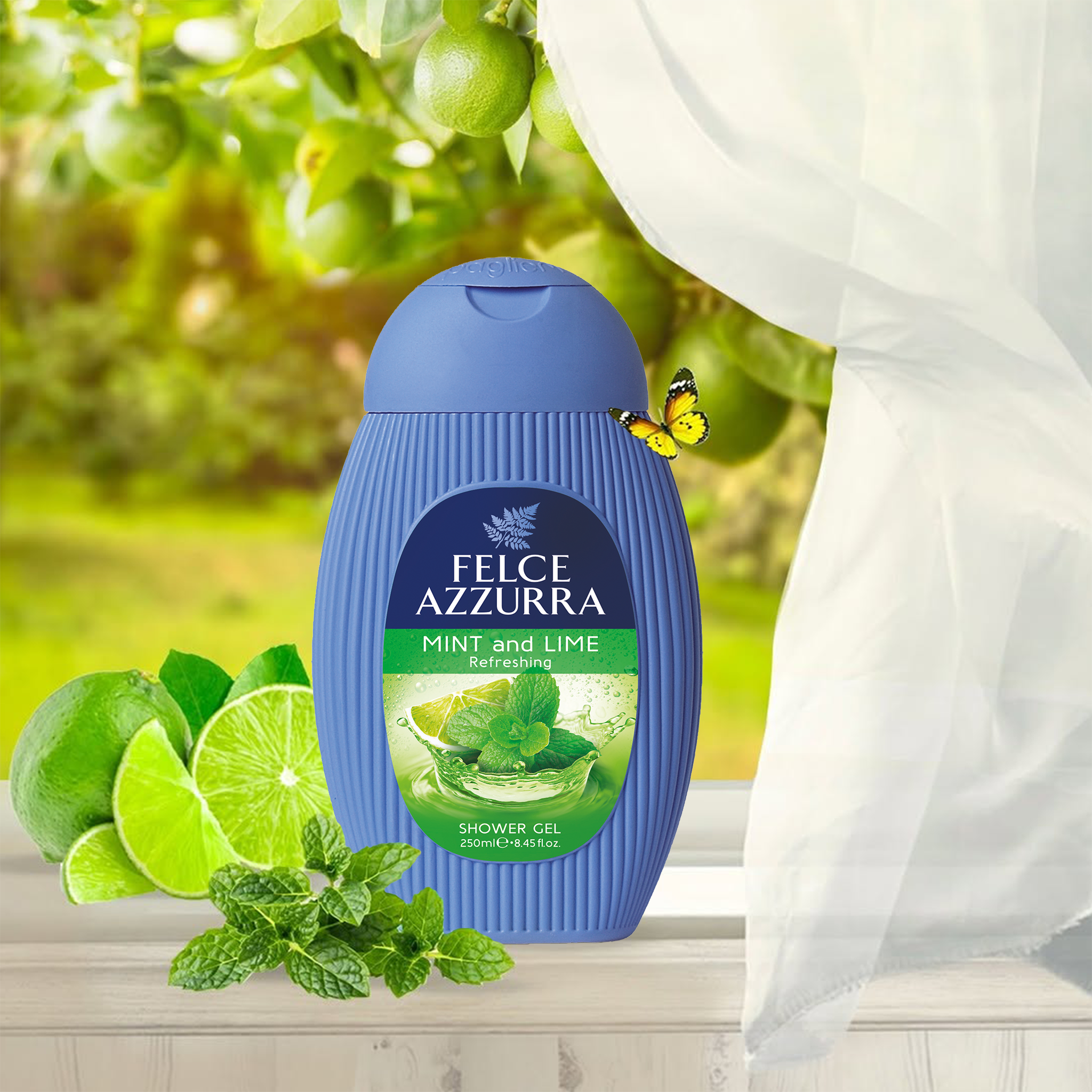 Felce Azzurra Duschgel Mint and Lime auf Fensterbrett und Limetten und Minze