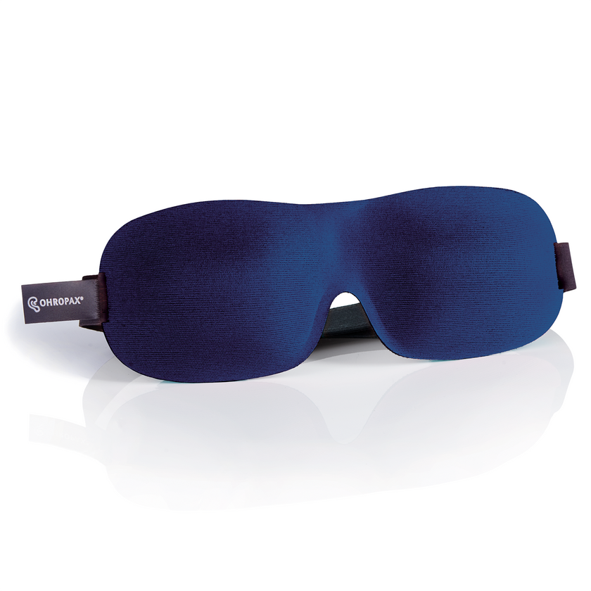 Schlafbrille mit Schatten auf weißem Hintergrund