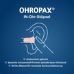 Illustration eines Ohres mit Schaumstoffstöpsel der vom Finger ins Ohr gedrückt wird und Schrift