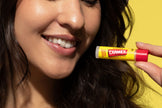 Carmex Classic Stick -  Stick in der Hand