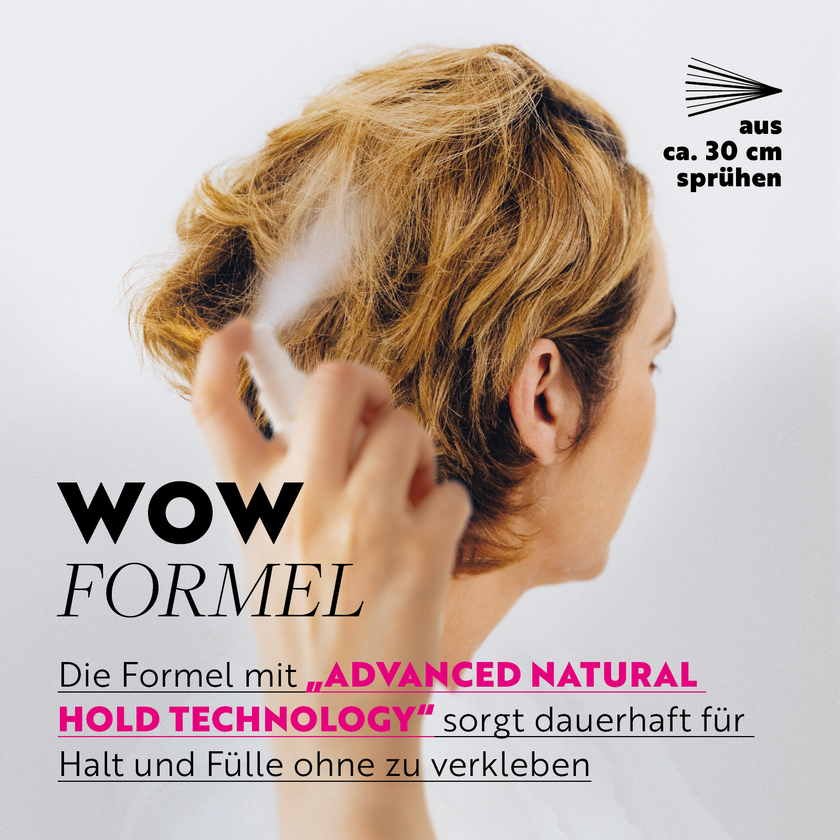 Final NET Starker Halt, Frau sprüht Haarlack auf ihre Haare für starken Halt ihrer Frisur